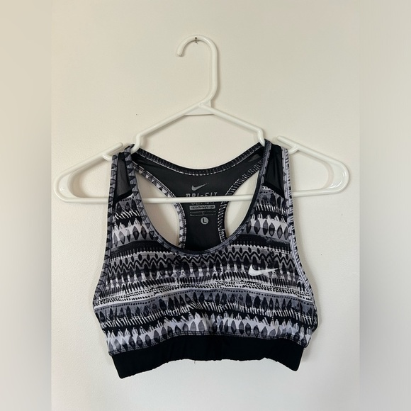 Nike Dry-Fit Tribal Pattern Sports Bra​ - Picture 1 of 6